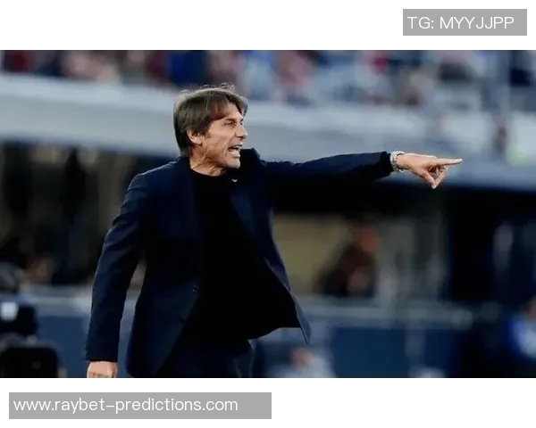 英超激战：AC米兰与那不勒斯平局红牌事件引发全场热议