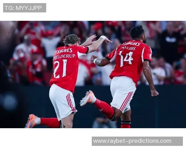 本菲卡大胜波尔图4-0震惊全场赛后点评引发热议 本菲卡大胜波尔图4-0震惊全场赛后点评引发热议