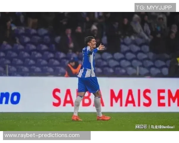 波尔图小胜切尔西乌龙球成比赛转折点引发热议 波尔图小胜切尔西乌龙球成比赛转折点引发热议