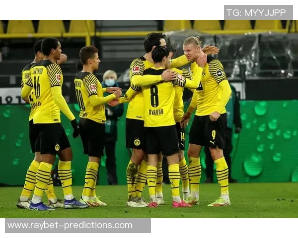 足总杯激战多特蒙德与曼城平局红牌事件引发全场热议 足总杯激战多特蒙德与曼城平局红牌事件引发全场热议