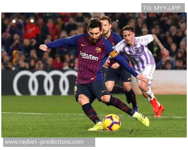 中超精彩对决巴萨点球大战险胜本菲卡引发全场狂欢 中超精彩对决巴萨点球大战险胜本菲卡引发全场狂欢