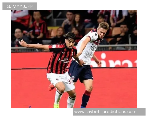 意甲激战:AC米兰狂胜曼联红牌争议引发全场热议 意甲激战:AC米兰狂胜曼联红牌争议引发全场热议